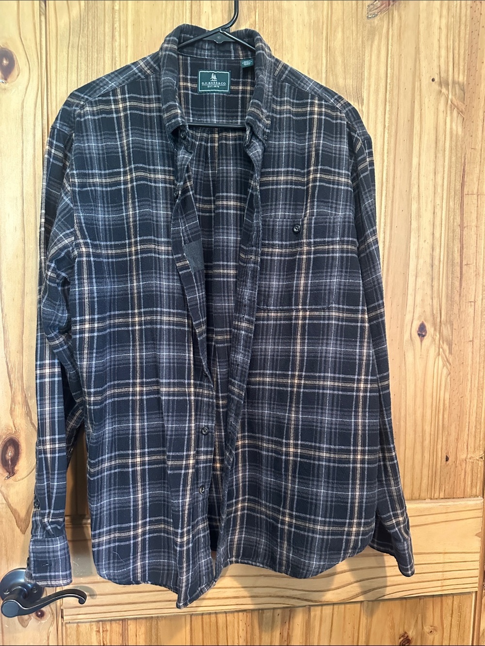 G.H. Bass & Co. Black and Gray Plaid Button-Up Shirt